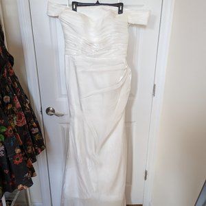 White Chiffon Long Off the Shoulder Wedding Dress